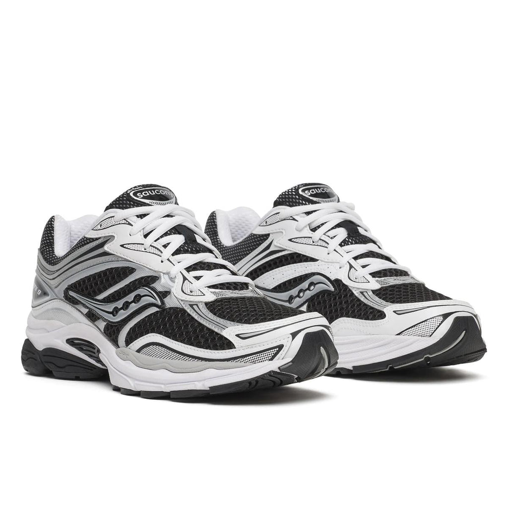 Saucony™ - Omni 9 Black | White