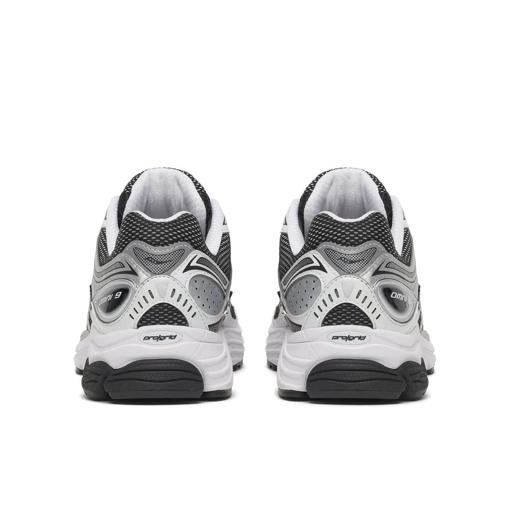 Saucony™ - Omni 9 Black | White