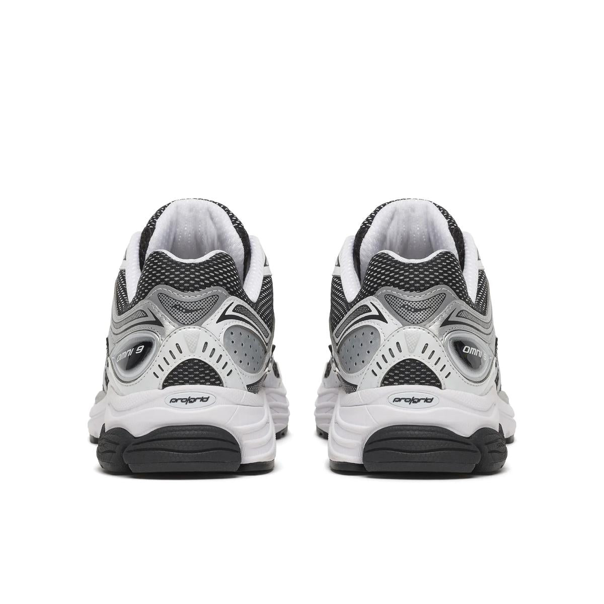 Saucony™ - Omni 9 Black | White